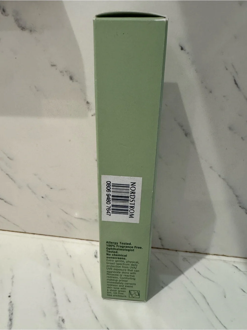 Clinique Redness Solutions Daily Protective Base SPF 15 - Light Green Box